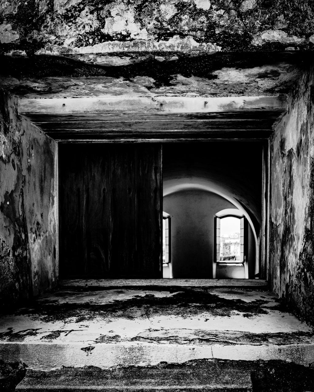 Echoes Through Stone – Weathered Archway Print | Historic Architecture Wall Art