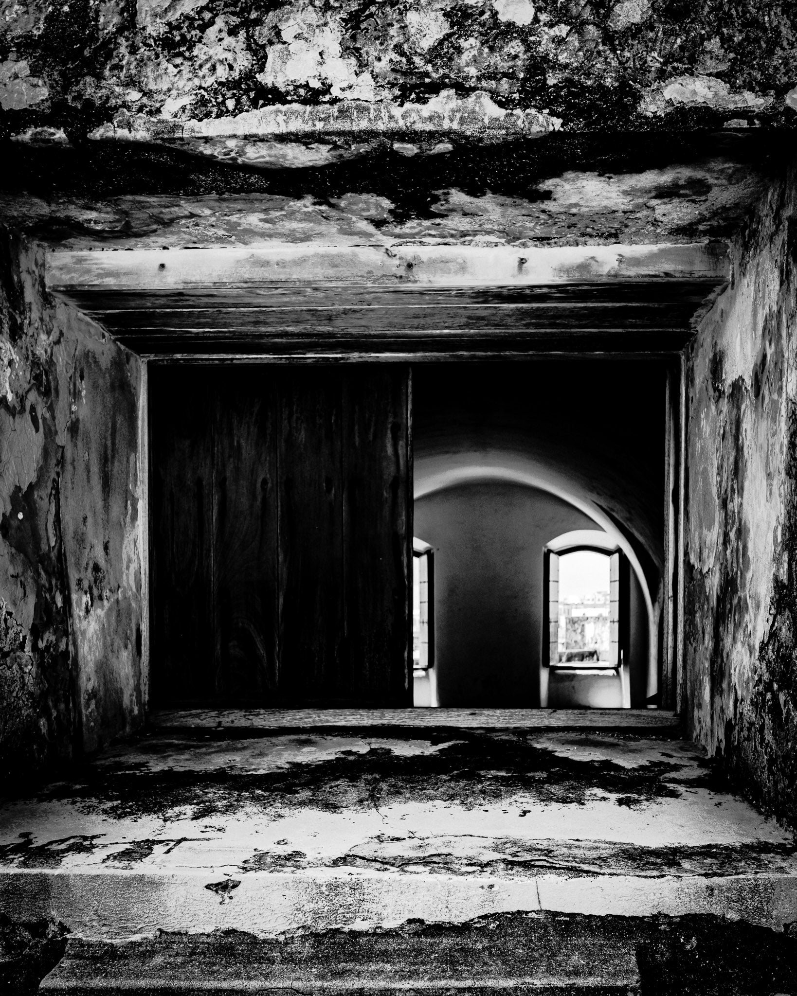 Echoes Through Stone – Weathered Archway Print | Historic Architecture Wall Art